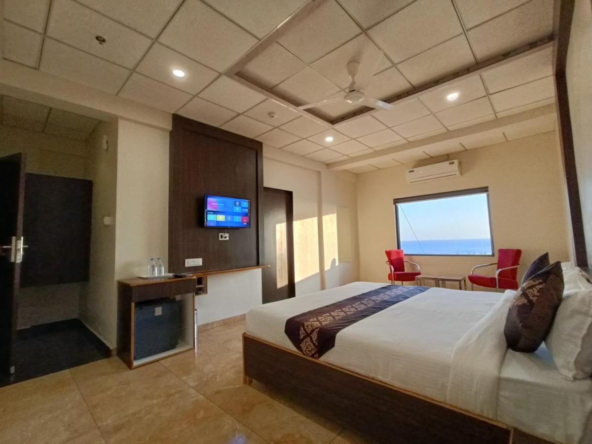 Hotel Dev Inn Somnath Somnāth Exterior foto