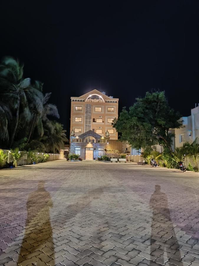 Hotel Dev Inn Somnath Somnāth Exterior foto